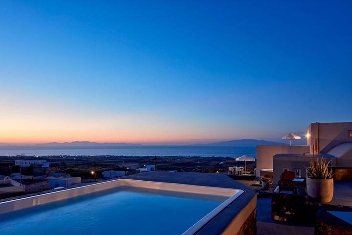 Villa für 4 Personen, mit Meerblick und Pool auf Santorin