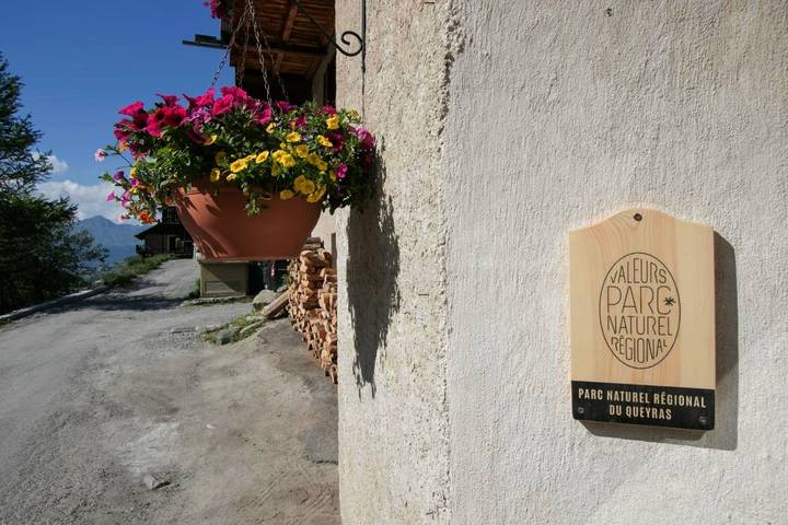 Hôtel pour 2 personnes, avec terrasse ainsi que jardin et sauna à Saint-Véran - 2