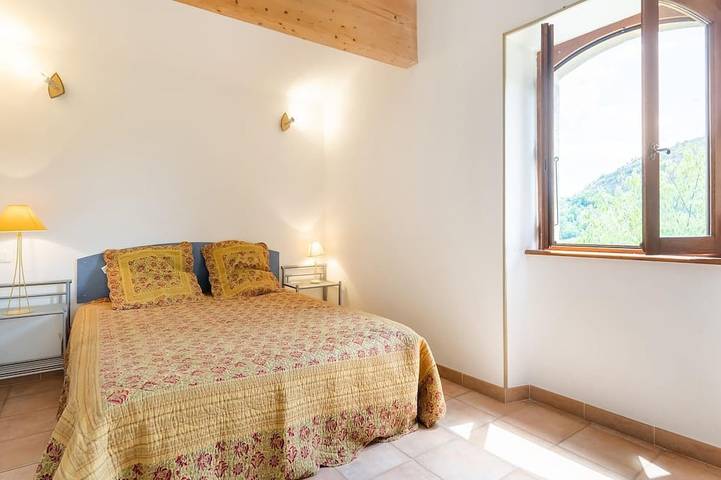 Location de vacances pour 5 personnes, avec piscine et jardin à Les Assions - 4