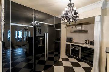 Holiday Home for 10 People in Marbella Centre, Marbella, Photo 2