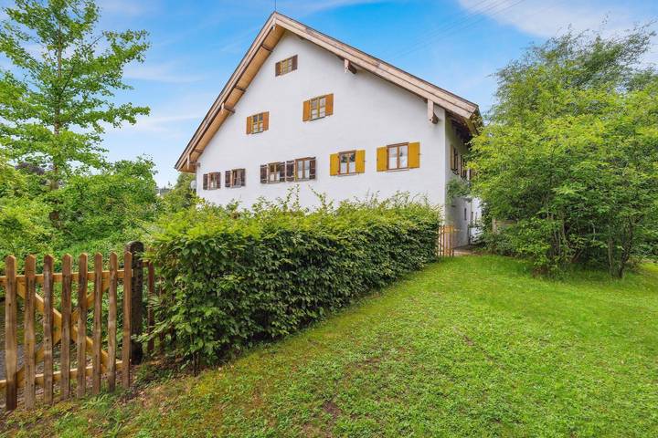 Ferienhaus für 18 Personen, mit Terrasse und Garten in Bernbeuren - 2