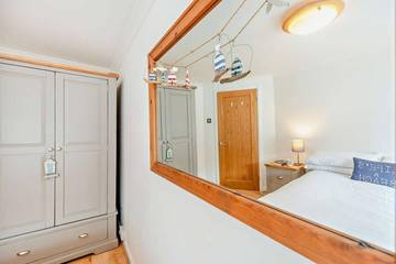 Cottage for 6 People in Little Haven, Pembrokeshire, Photo 3