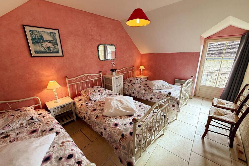 Maison avec jardin et animaux admis - 7 pers. in Pouzay, Région de Chinon