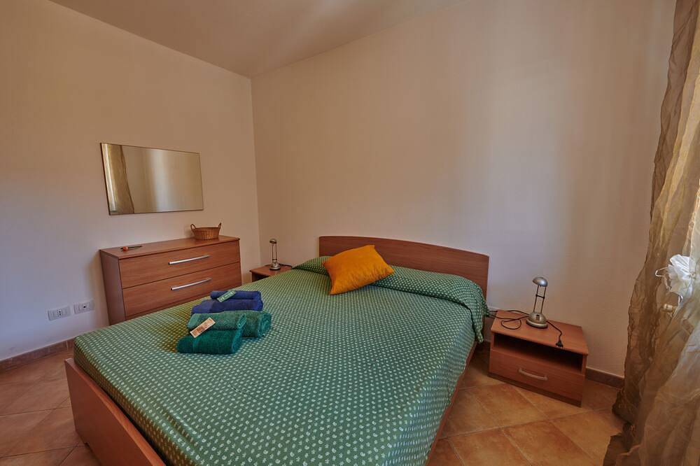 Ganze Wohnung, Zwei Zimmer in schöner Residenz auf 250 m vom Ionischen Meer, Badolato, Kalabrien in Badolato, Catanzaro Provinz