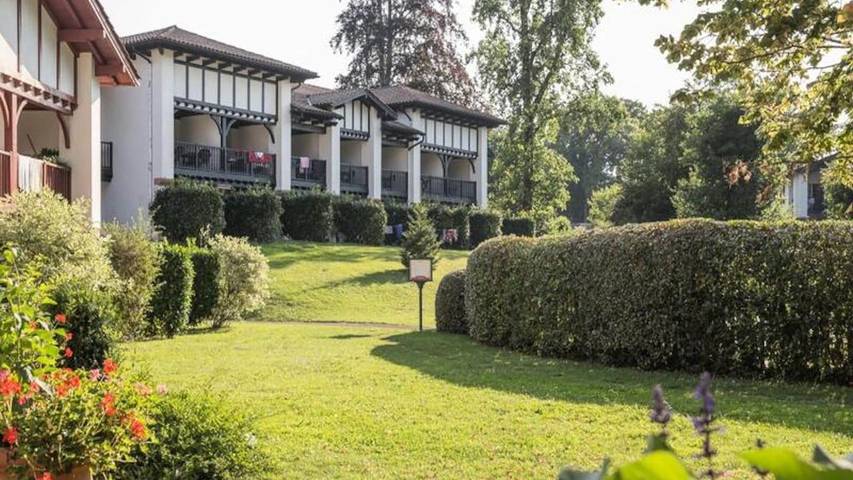 Apartamento de vacaciones para 7 personas, con balcón y piscina, Se admiten mascotas - 1