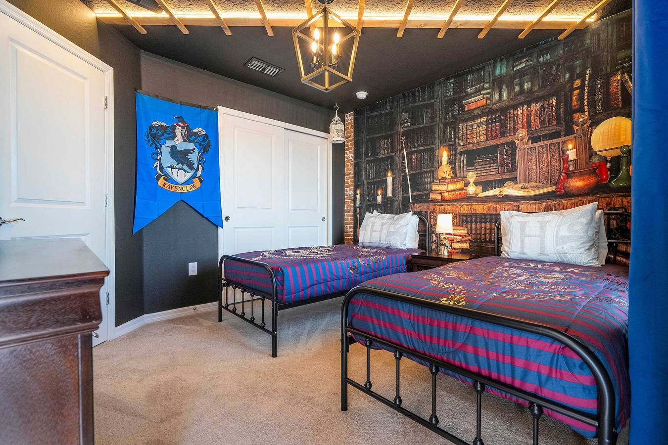 Stunning 7Bd Jacuzzi Pool Close to Disney Windsor Cay 16217 in Four Corners, Lake County