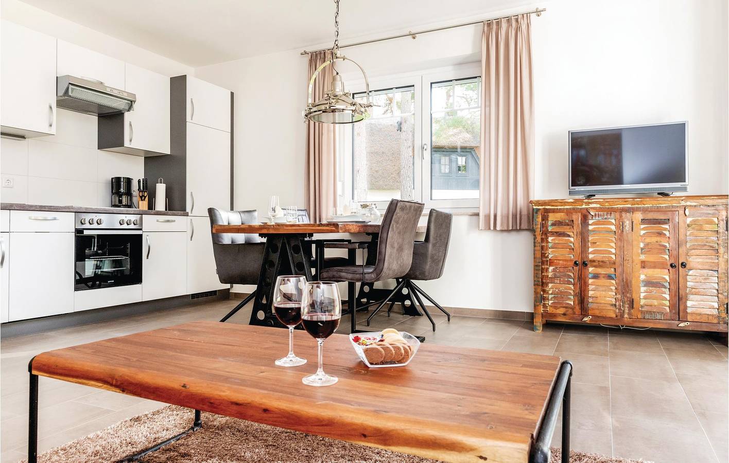 Schickes Strandapartment mit Parkplatz, Wifi & Aussicht in Zirchow, Usedom