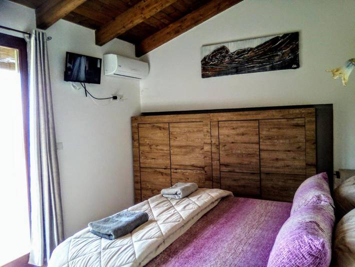Chambre d’hôte pour 2 personnes, avec vue et jardin, animaux acceptés à Magomadas - 3