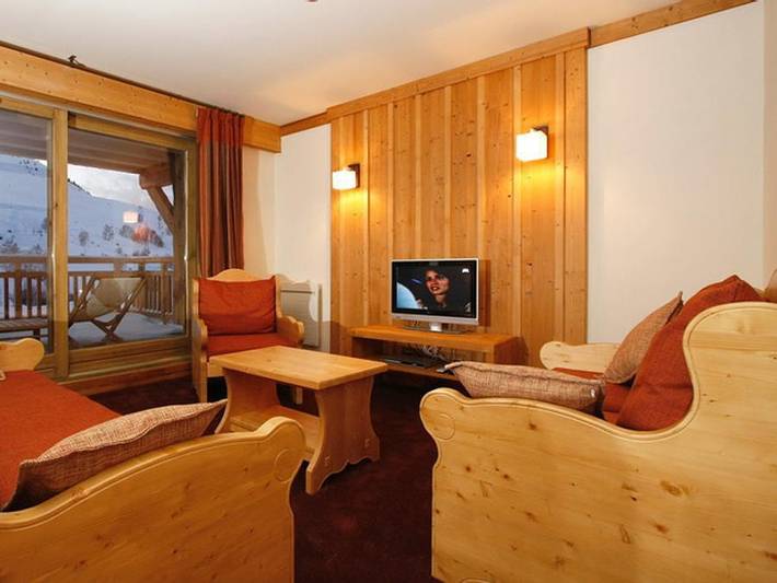 Résidence Le Goléon - Val Ecrins - Vacancéole - Appartement 4 personnes - Appartement 2 pièces avec coin nuit 4 personnes in Mont-de-Lans, Les Deux Alpes