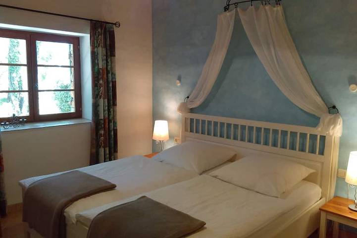 Casa de piedra, wifi gratis, ideal para niños + perros, amueblada con amor in Lorgues, Region de Draguignan