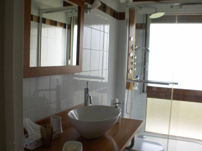 Chambre d’hôte pour 4 personnes, avec Terrasse et Jardin