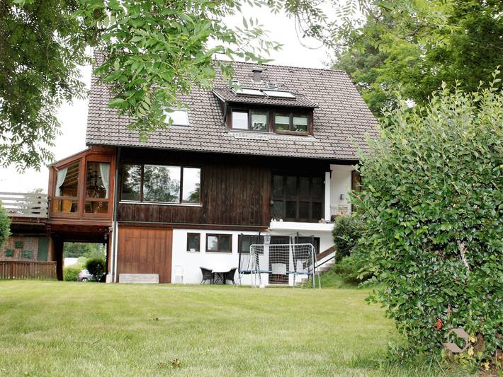 Ferienwohnung für 4 Personen, mit Balkon und Garten sowie Seeblick in Mittlerer Schwarzwald - 3
