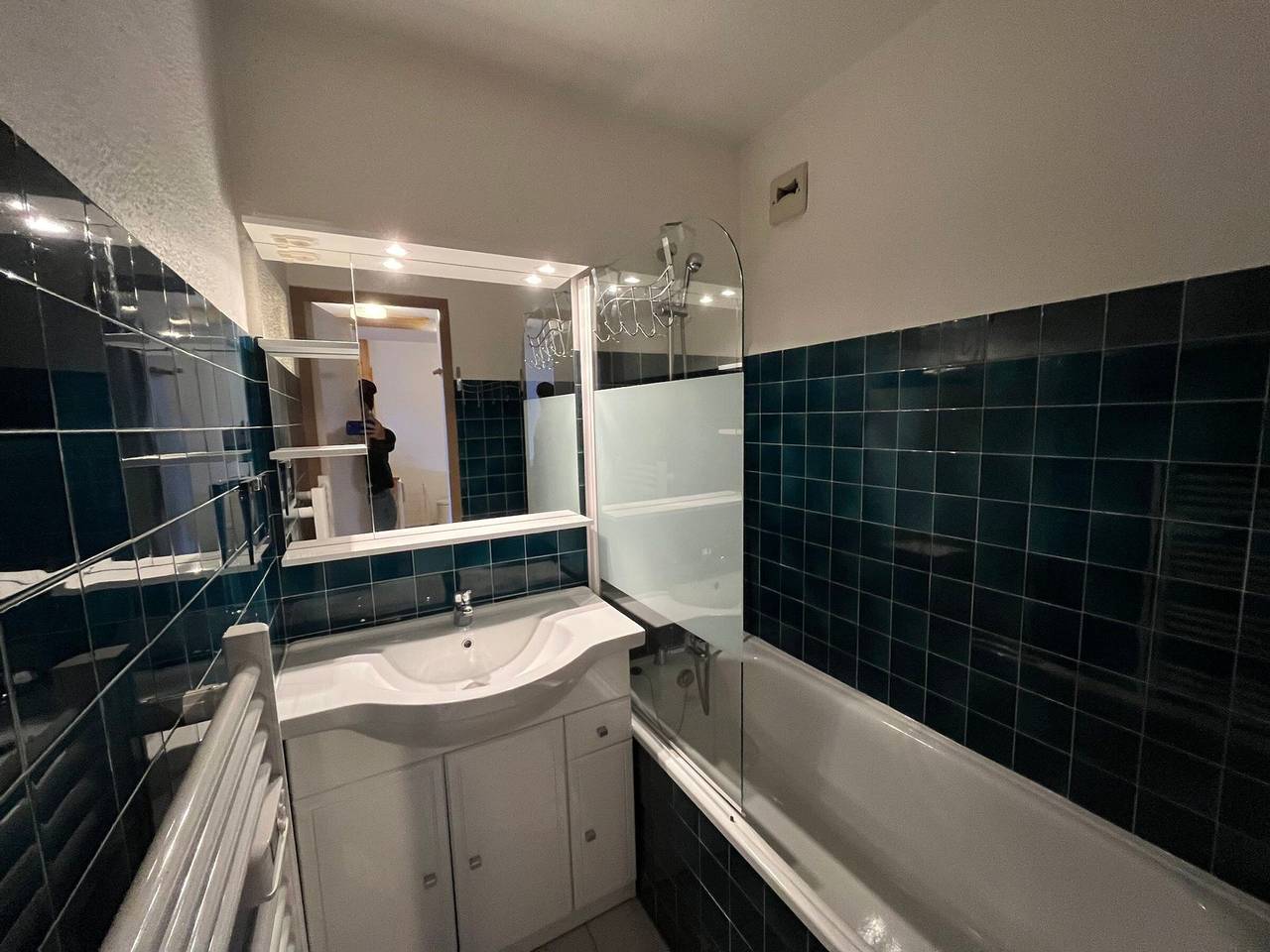 Apartamento entero, Apartamento en Lanslebourg a 300m de pistas, 5 personas, balcón con vistas in Lanslebourg-Mont-Cenis, Región de Saint-Jean-de-Maurienne