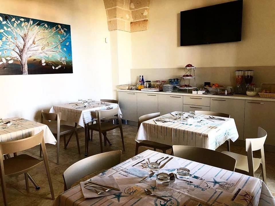 Double Room with Private Bathroom in Maruggio, Golfo di Taranto