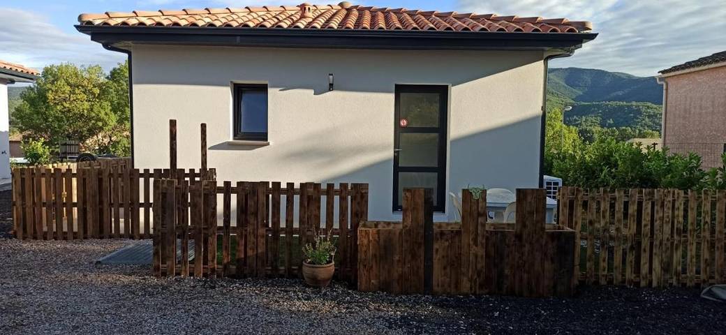 Appartement de vacances pour 2 personnes, avec Terrasse ainsi que Jardin et Vue