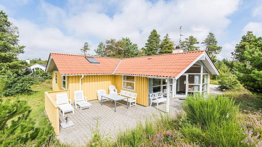 Ferienhaus für 7 Personen, mit Sauna und Terrasse sowie Whirlpool in Filsø See