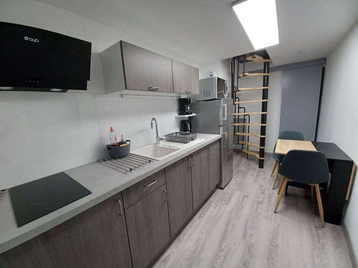 Appartement entier, One-Bedroom Apartment in Foix, Ariège