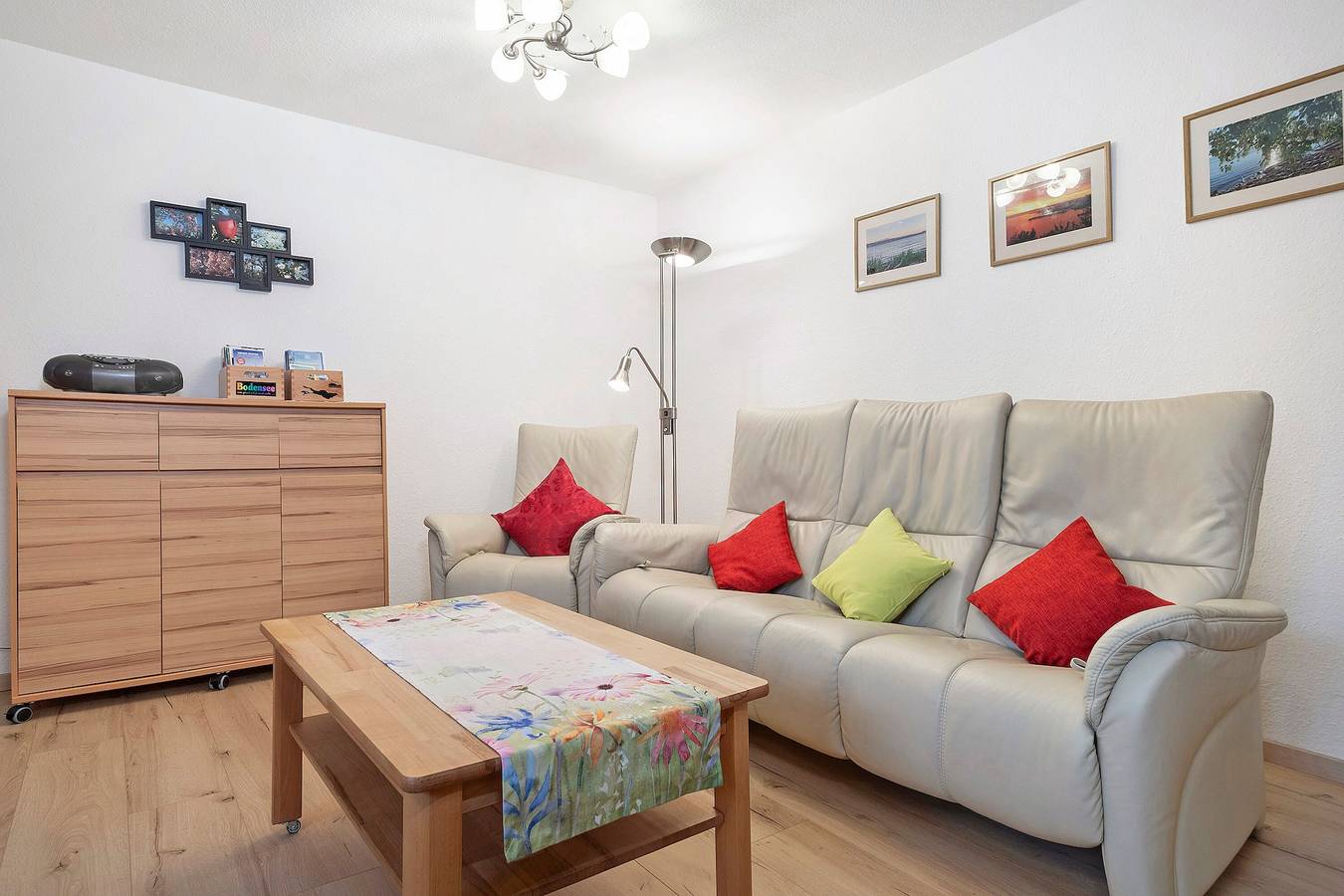 Apartamento entero, Haus Kathan - 4 estrellas Dtv con terraza privada y Wi-Fi in Kressbronn, Region Bodensee-Oberschwaben