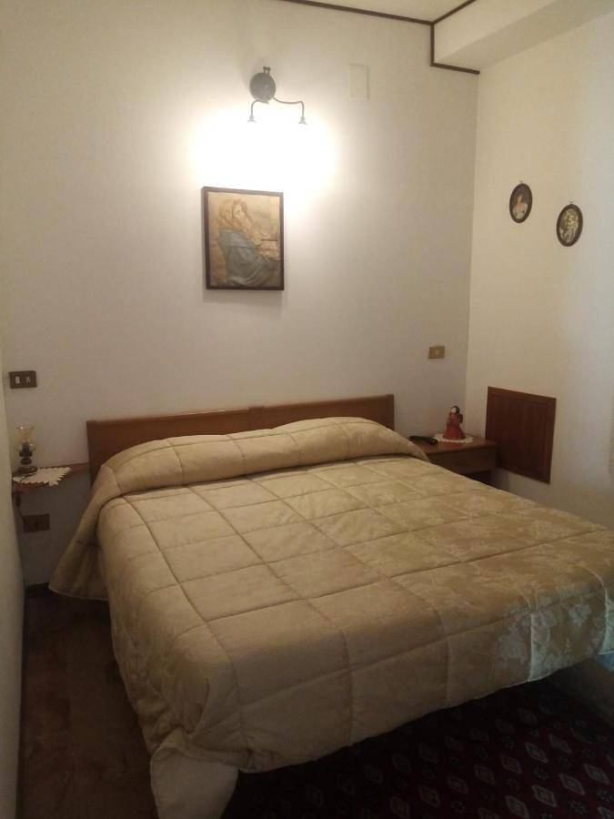 Hôtel pour 3 personnes, avec terrasse et bassin pour enfant à Pescasseroli - 3