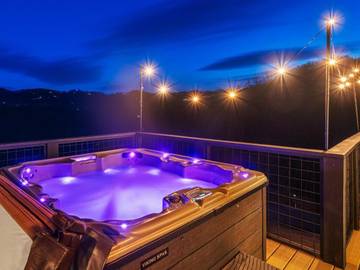 Gîte pour 6 personnes, avec jacuzzi dans Almond (Caroline du Nord)