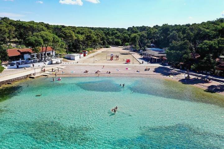 Camping pour 5 personnes, avec vue et jardin, adapté aux familles à Biograd na Moru - 4