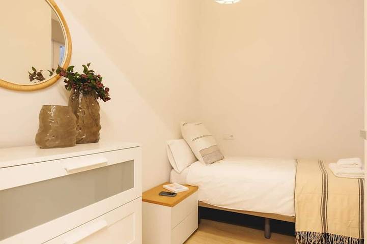 Apartamento entero, Bravissimo Calderers La Serp - Apartamento Girona in Gerona, Gironés