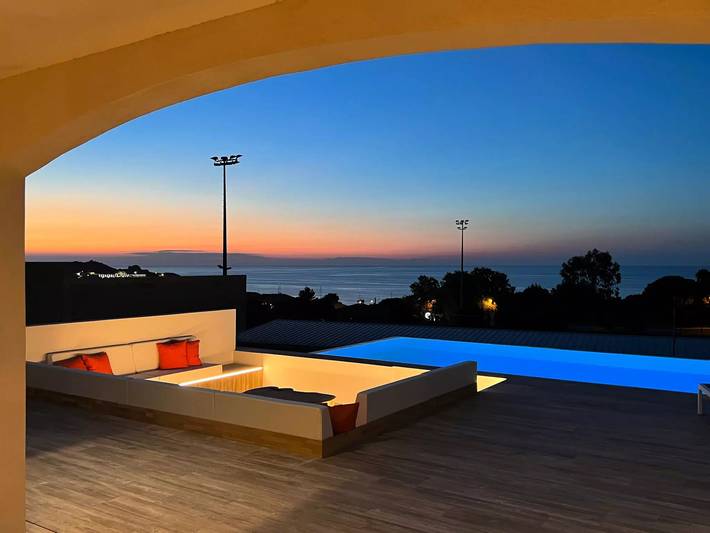 Location de vacances pour 8 personnes, avec piscine et jardin à Monticello - 3