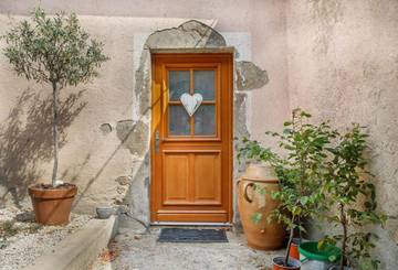 Gîte pour 4 personnes, avec jardin dans Saint-Euphrône
