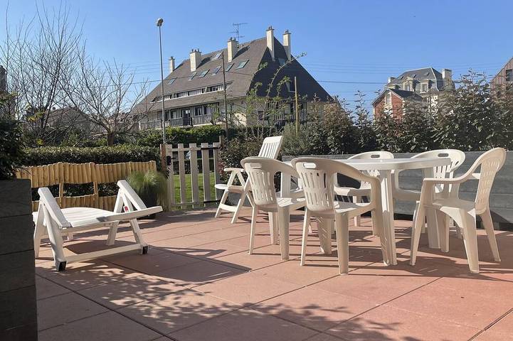 Ferienwohnung für 6 Personen, mit Garten und Terrasse in Cabourg