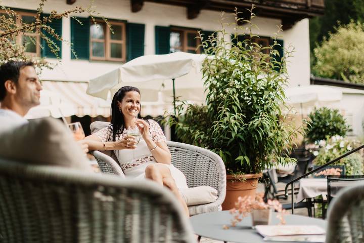 Hotel für 3 Personen, mit Balkon und Terrasse sowie Garten und Pool in Unken