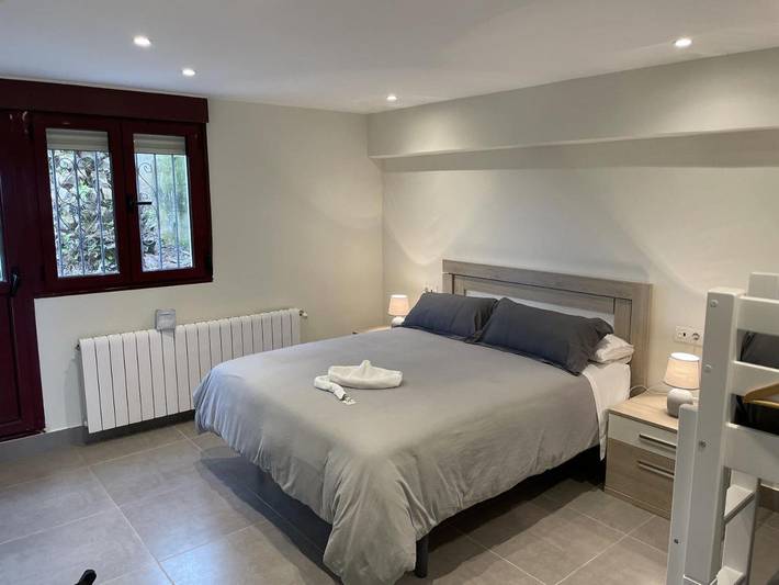 Chambre d’hôte pour 3 personnes, avec Balcon et Terrasse ainsi que Jardin et Vue dans Asturies - 3
