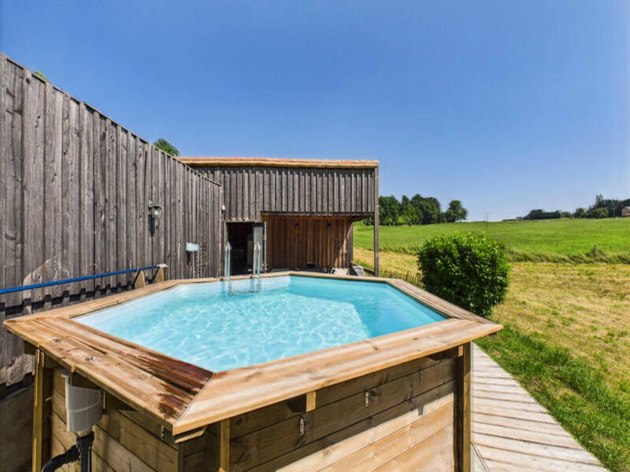 Appartement entier, Appartement dans la vallée de la Vézère avec piscine in Rouffignac-Saint-Cernin-de-Reilhac, Périgord Blanc