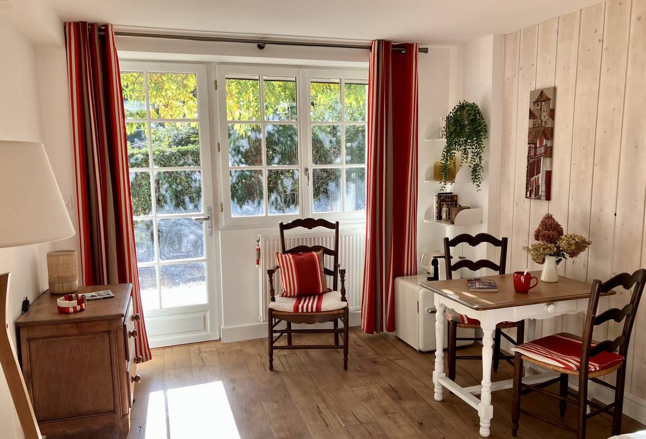 Maison d’Hôtes Ezpondakoborda - Chambre in Espelette, Région de Bayonne