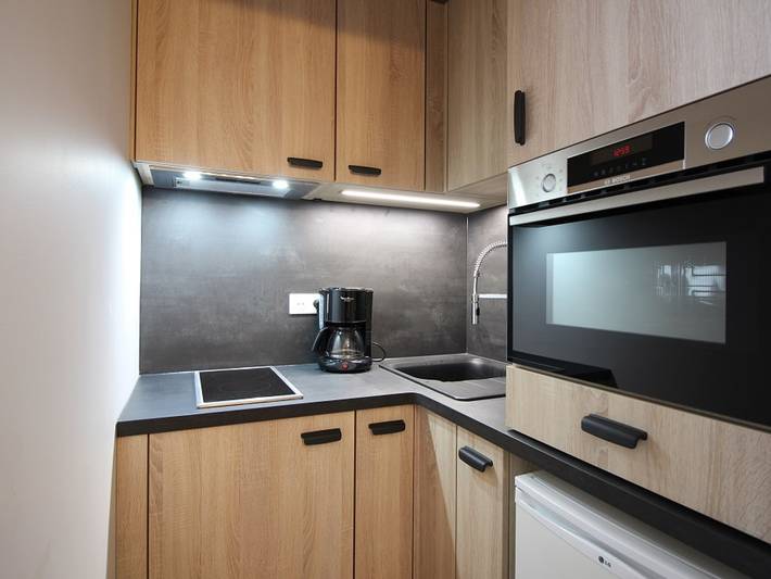 Gîte pour 4 personnes, avec balcon dans Bureau De Tourisme Du Massif Du Sancy Le Mont Dore - 3