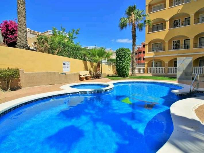 Appartement de vacances pour 4 personnes, avec jardin ainsi que terrasse et piscine - 1