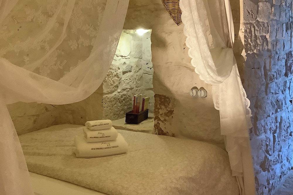 Ad&Dimore The Ancient Trullo for Exclusive use with swimming pool gym and garden in Polignano a Mare, Province de Bari