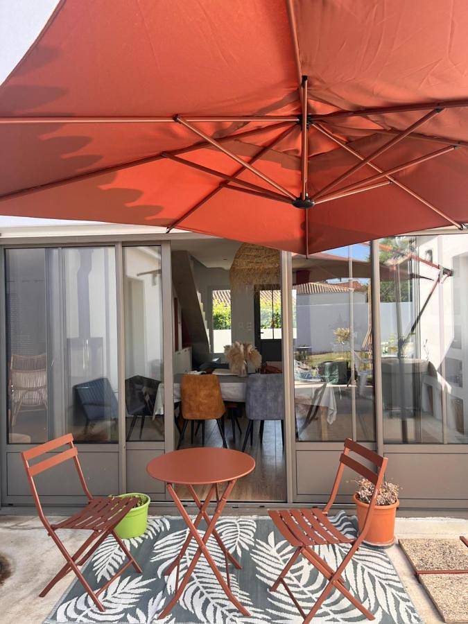 Villa pour 10 personnes, avec Terrasse et Jardin