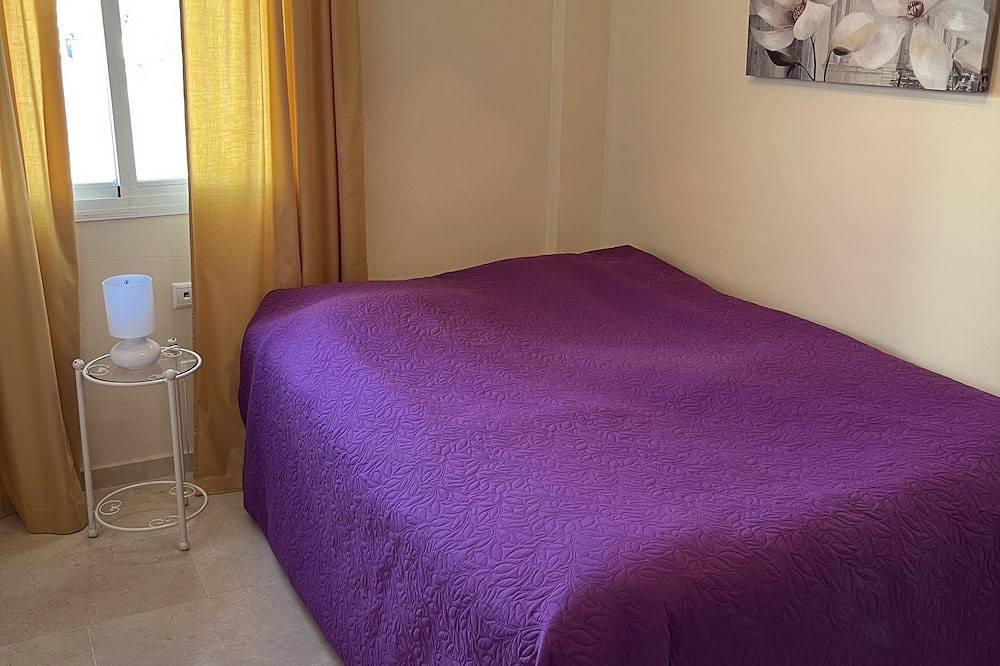 Entire apartment, 50 meters from the sea Costa del Sol in Torre del Mar, Costa del Sol
