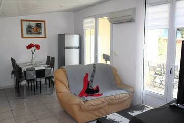 Villa pour 5 Personnes dans Sainte-Maxime, Région de Draguignan, Photo 1