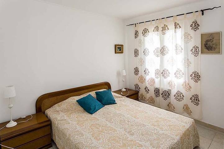 Location de vacances pour 4 personnes, avec terrasse et jardin à Collias - 2