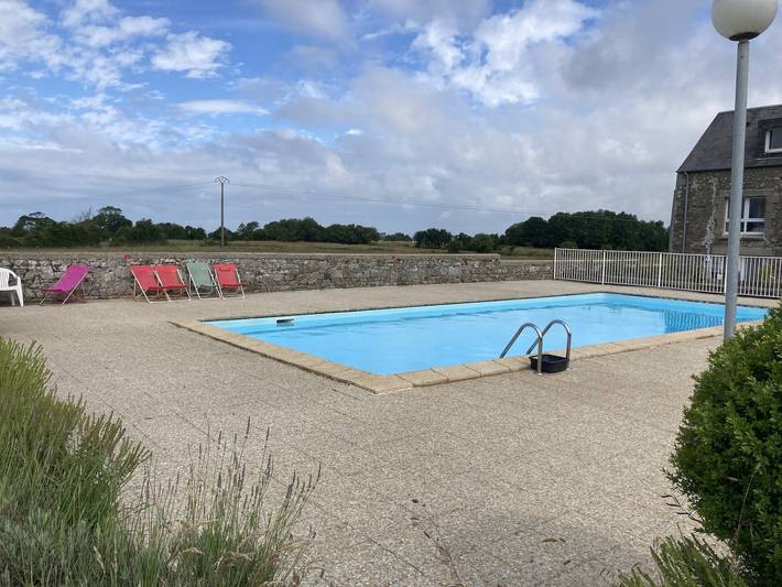 Appartement de vacances pour 4 personnes, avec piscine et terrasse