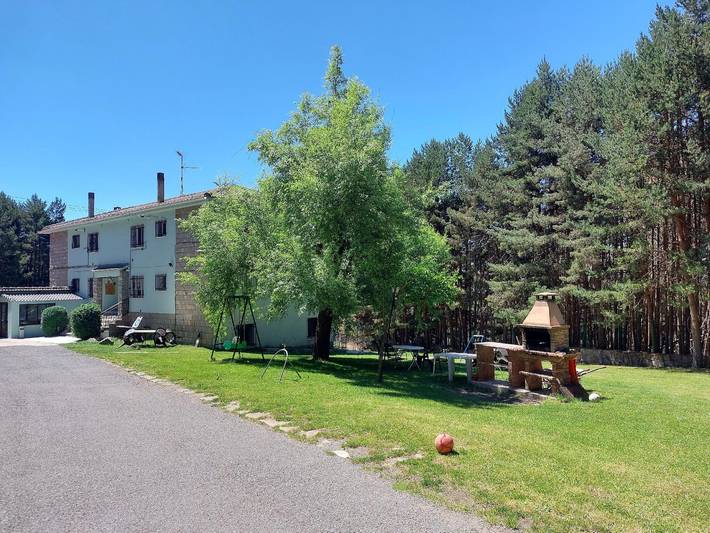 Apartamento de vacaciones para 5 personas, con balcón y jardín en Barco de Ávila-Piedrahita - 2