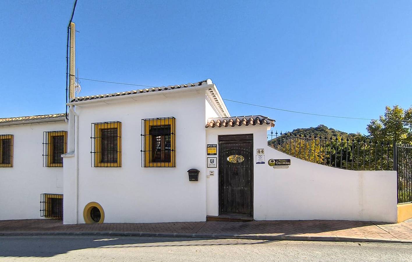 Accogliente appartamento con piscina, camino e WiFi vicino a Venta las Navas in Venta las Navas, Almedinilla