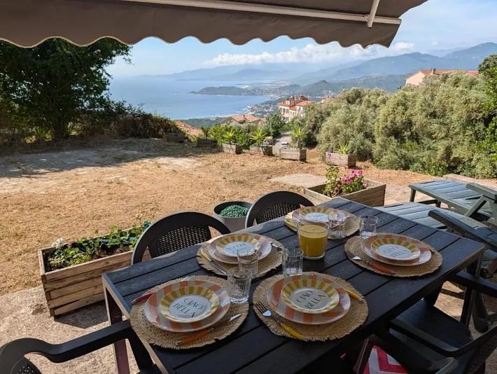 Casa de vacaciones para 5 personas, con vistas y jardín - 1