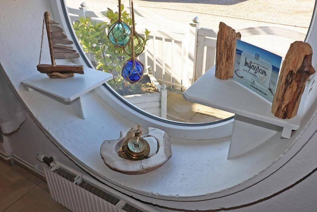Ganze Ferienwohnung, Ferienwohnung Steuerboard direkt am Hundestrand in Kalifornien (Ostsee), Schönberg