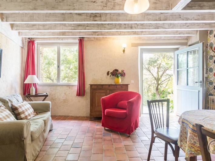 Gîte pour 2 personnes, avec jardin à Bretteville-sur-Ay