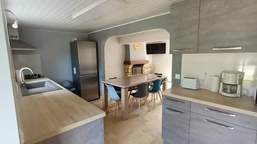 Location de vacances pour 8 personnes, avec jardin et vue, animaux acceptés à Niaux - 3