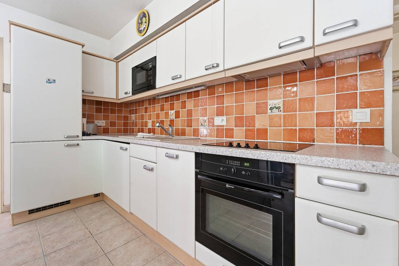 Ganze Wohnung, Ferienwohnung für 4 Personen mit Terrasse in Menton, Mittelmeerküste (Frankreich)