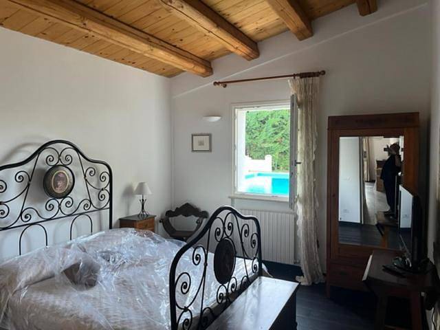 Maison d’hôte pour 3 personnes, avec vue ainsi que jardin et piscine à Ancône - 4