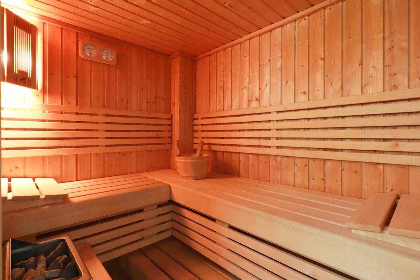 Beach Resort Makkum — Duinvilla with Sauna - 6 People in Makkum, Lake Ijssel